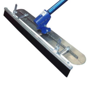 Fresno Broom c/w 5m Handle